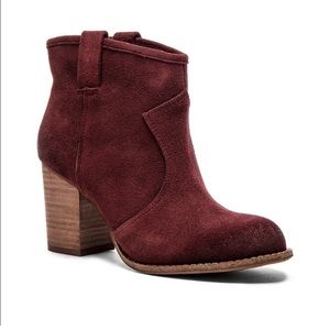 Splendid Cranberry Lakota Booties